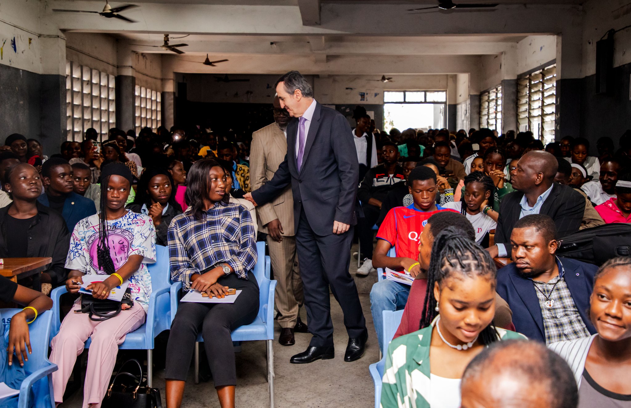 L’Ambassadeur de l’Union européenne M. Nicolas Berlanga-Martinez